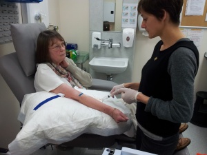 Injection of tracer before the scan
